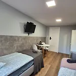 Rum i privatbostad Complex Rewolucji 27 Łódź