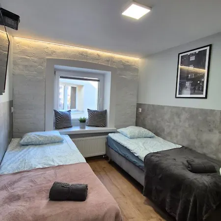 Complex Rewolucji 27 Ubytování v soukromí Lodž
