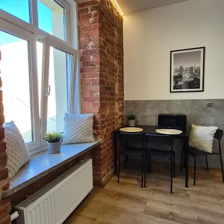 Complex Rewolucji 27 * Łódź