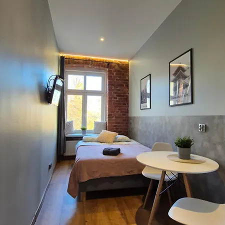 Kwatera prywatna Complex Rewolucji 27 *