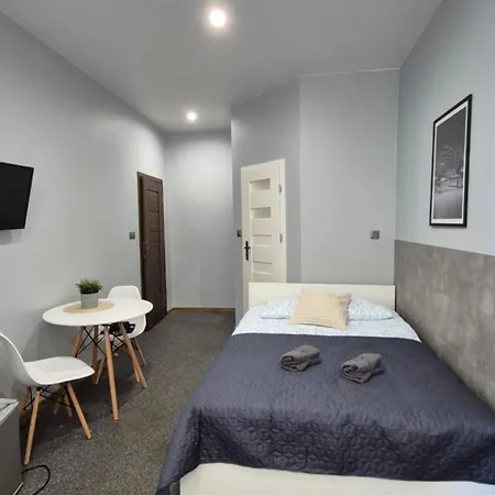 Ubytování v soukromí Complex Rewolucji 27 *
