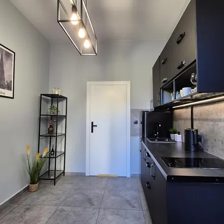 Ubytování v soukromí Complex Rewolucji 27 Lodž