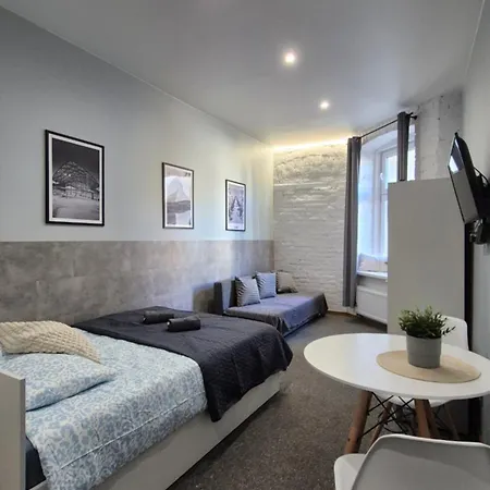 Kwatera prywatna Complex Rewolucji 27 *