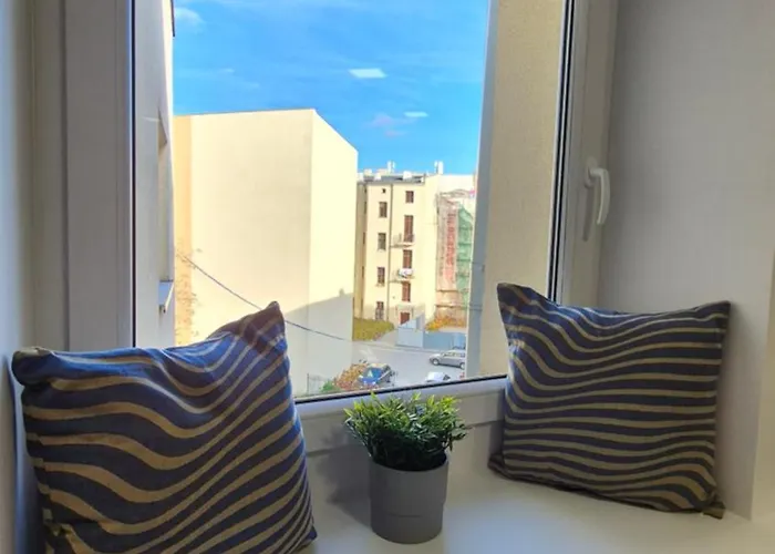 Complex Rewolucji 27 *