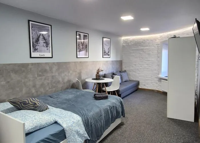 Complex Rewolucji 27 Łódź