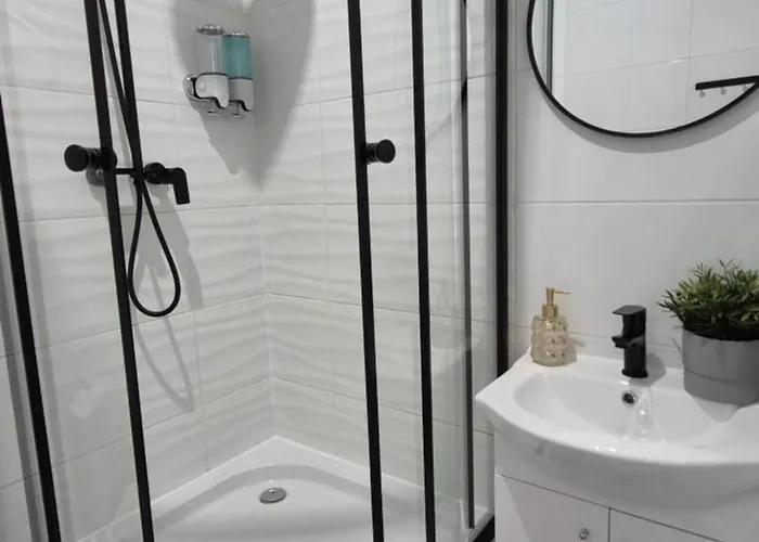 Complex Rewolucji 27 Łódź