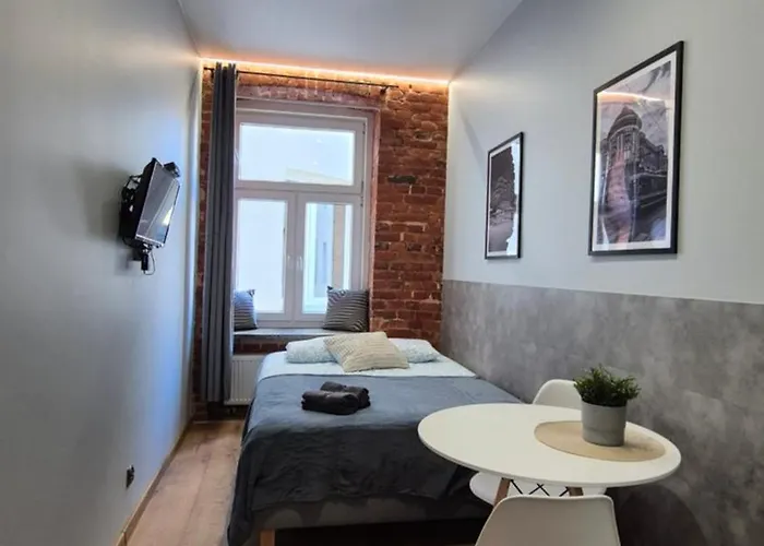 Complex Rewolucji 27