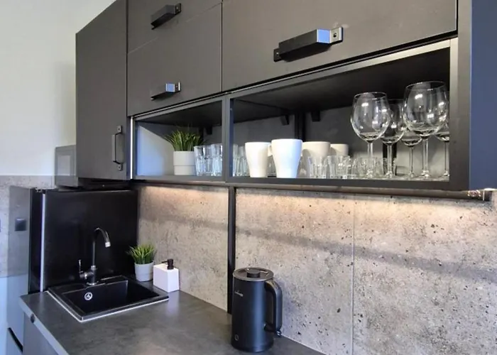 Complex Rewolucji 27 Łódź